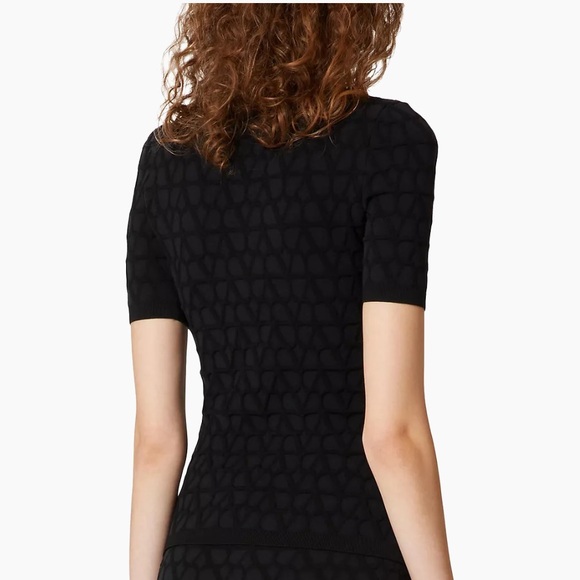 Valentino Garavani
Toile Iconographe Stretched Viscose Sweater Size S - Picture 2 of 7